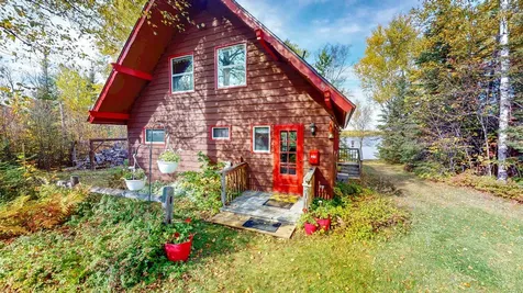 16 Nickolay Lane Grand Marais MN 55604