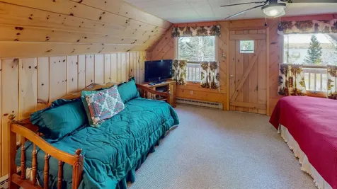 16 Nickolay Lane Grand Marais MN 55604