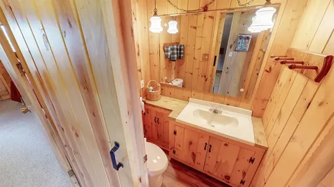 16 Nickolay Lane Grand Marais MN 55604