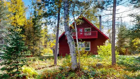 16 Nickolay Lane Grand Marais MN 55604