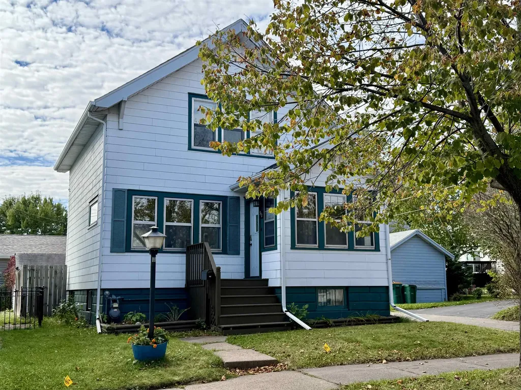 513 N 47th Avenue W Duluth MN 55807