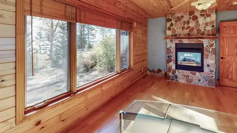 2895 Highway 61 E Grand Marais MN 55604