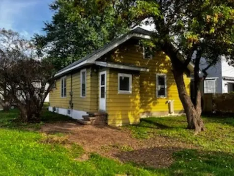 19 3rd Street Cloquet MN 55720