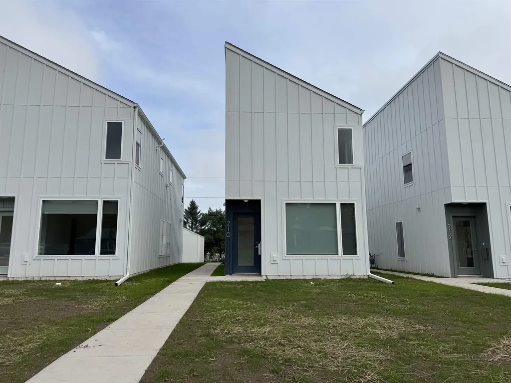 210 S 71st Avenue W Duluth MN 55807