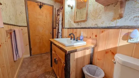 8450 Vermilion Drive Cook MN 55723