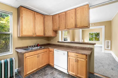 1324 E 2nd Street Duluth MN 55805