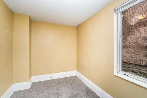 1324 E 2nd Street Duluth MN 55805