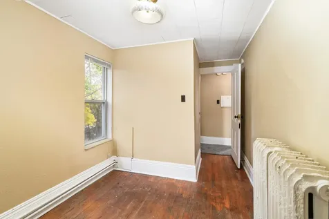 1324 E 2nd Street Duluth MN 55805