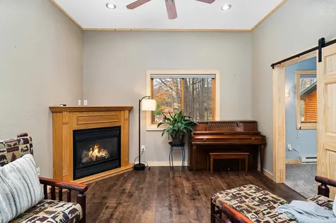 5906 Helm Road Duluth MN 55811