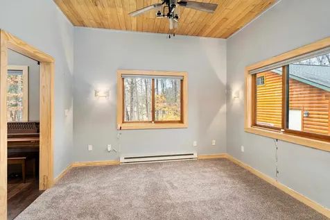 5906 Helm Road Duluth MN 55811