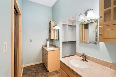 5906 Helm Road Duluth MN 55811