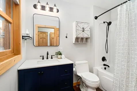 5906 Helm Road Duluth MN 55811