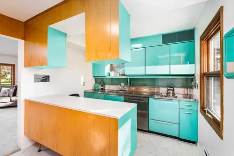 4320 Oneida Street Duluth MN 55804