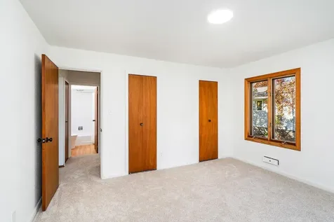 4320 Oneida Street Duluth MN 55804