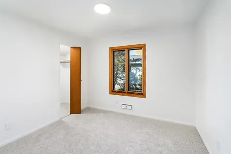 4320 Oneida Street Duluth MN 55804