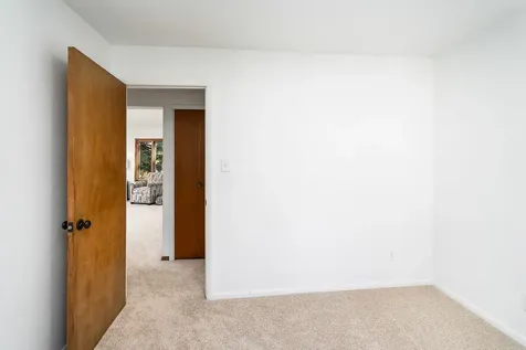 4320 Oneida Street Duluth MN 55804