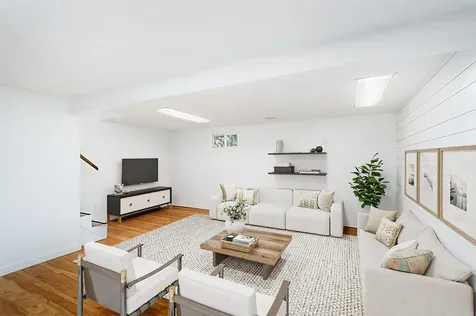 4320 Oneida Street Duluth MN 55804