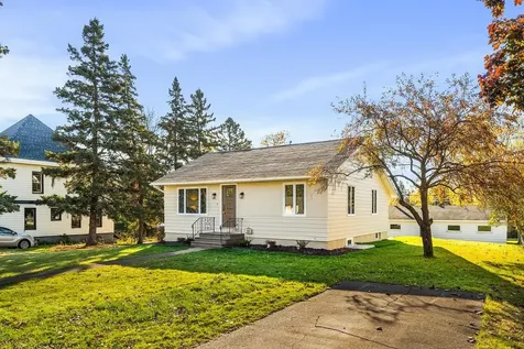 4320 Oneida Street Duluth MN 55804