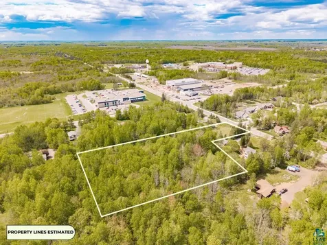 52XX W Arrowhead Road Hermantown MN 55811