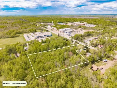 52XX W Arrowhead Road Hermantown MN 55811