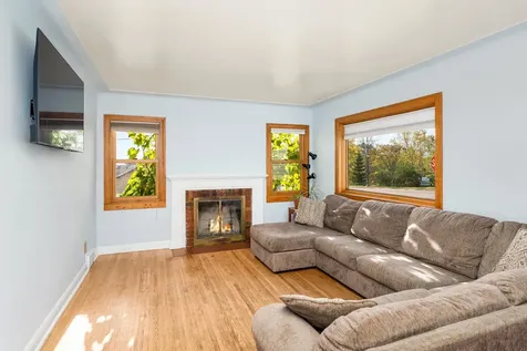 2402 Piedmont Avenue Duluth MN 55811