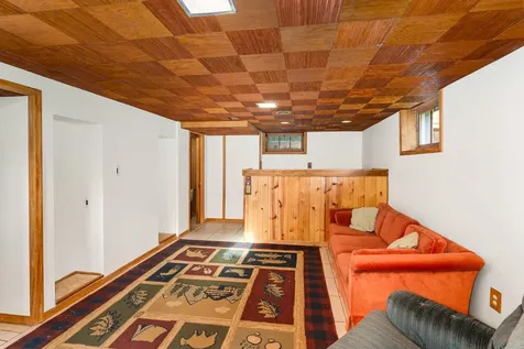 2402 Piedmont Avenue Duluth MN 55811