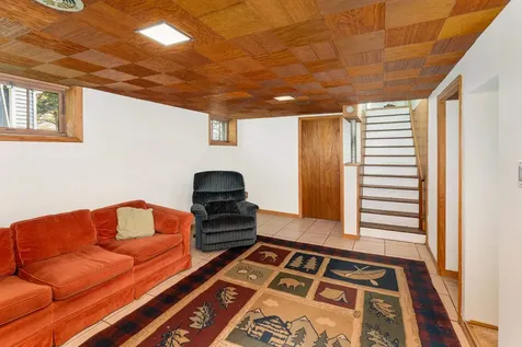 2402 Piedmont Avenue Duluth MN 55811