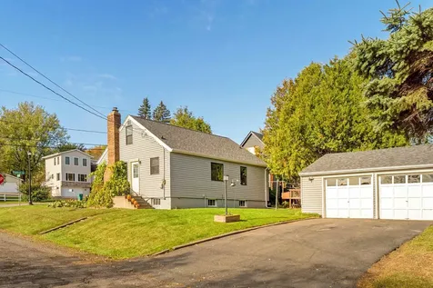 2402 Piedmont Avenue Duluth MN 55811