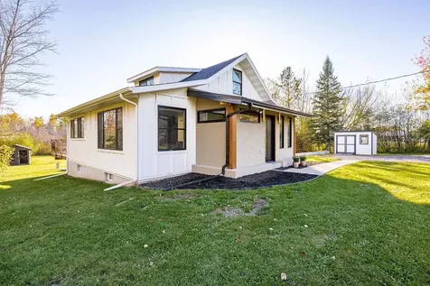 4074 W Tischer Road Duluth MN 55803