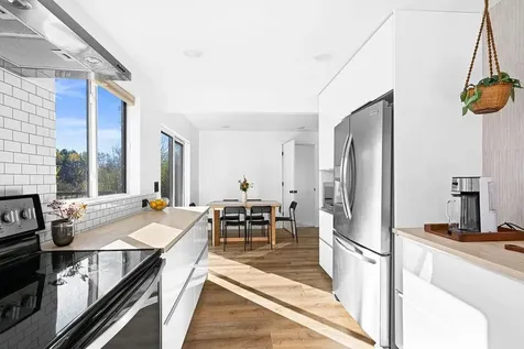 4074 W Tischer Road Duluth MN 55803