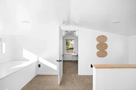 4074 W Tischer Road Duluth MN 55803