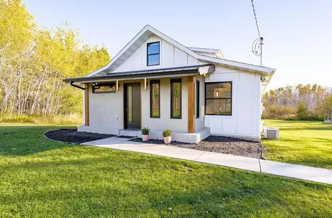 4074 W Tischer Road Duluth MN 55803