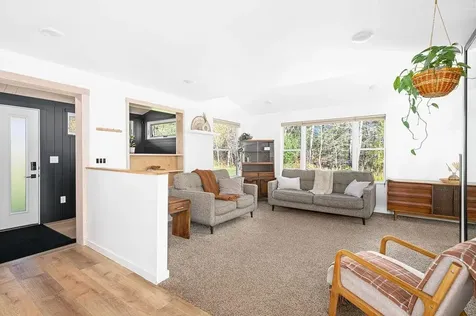 4074 W Tischer Road Duluth MN 55803