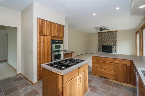 6055 Howard Gnesen Road Duluth MN 55803