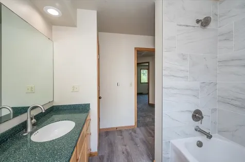 6055 Howard Gnesen Road Duluth MN 55803