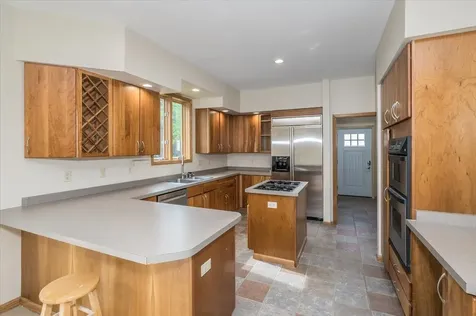 6055 Howard Gnesen Road Duluth MN 55803