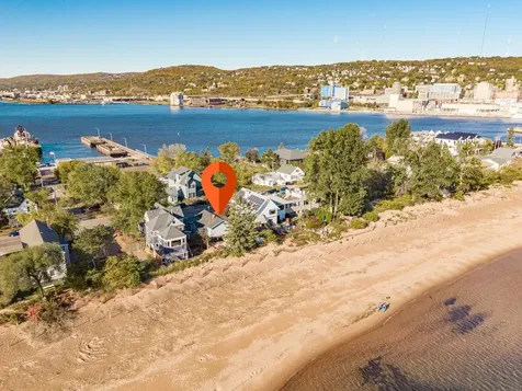 838 S Lake Avenue Duluth MN 55802