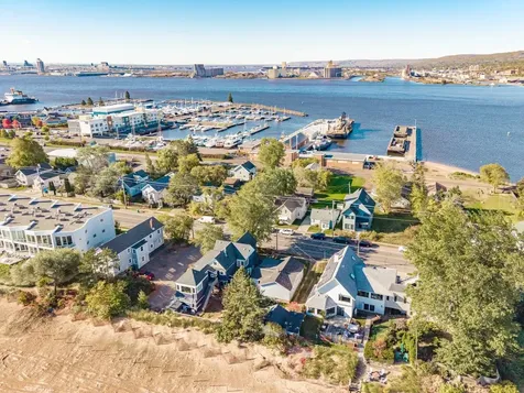 838 S Lake Avenue Duluth MN 55802