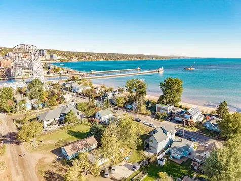 838 S Lake Avenue Duluth MN 55802