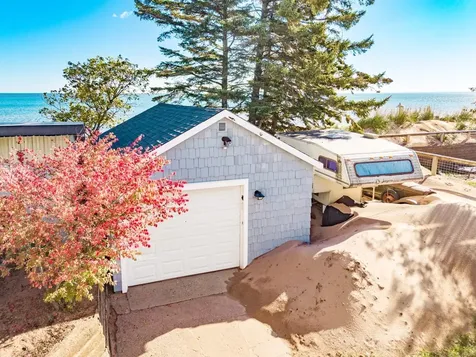 838 S Lake Avenue Duluth MN 55802