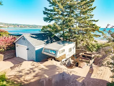 838 S Lake Avenue Duluth MN 55802