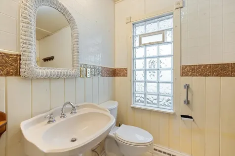 316 W 3rd Avenue Aurora MN 55705