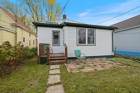 316 W 3rd Avenue Aurora MN 55705