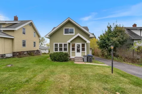 718 W Skyline Parkway Duluth MN 55806