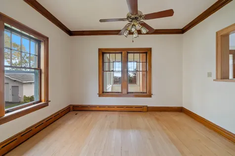 718 W Skyline Parkway Duluth MN 55806