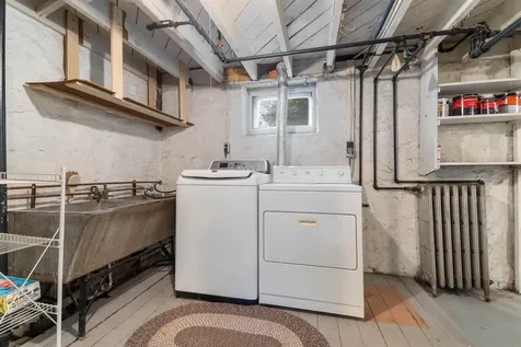 718 W Skyline Parkway Duluth MN 55806