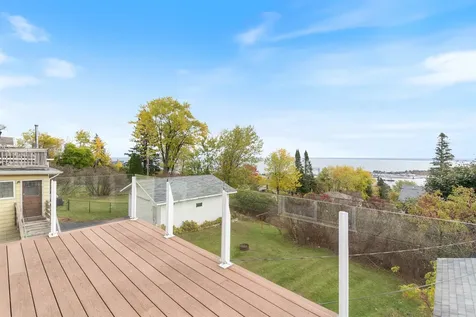 718 W Skyline Parkway Duluth MN 55806