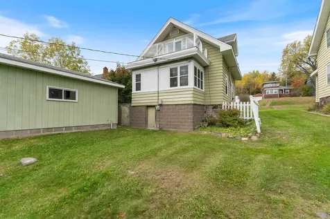 718 W Skyline Parkway Duluth MN 55806