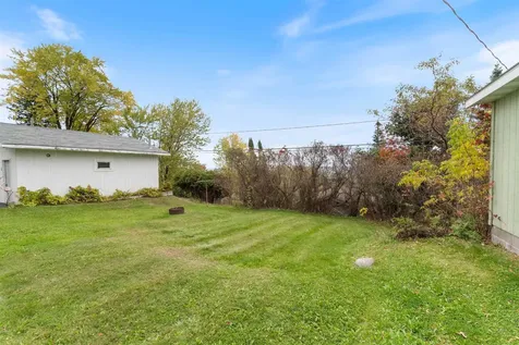 718 W Skyline Parkway Duluth MN 55806