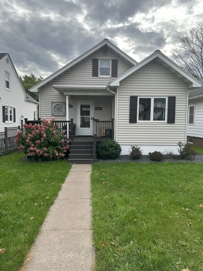 4608 W 7th Street Duluth MN 55807